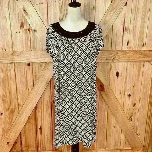 Tiana B Ladies Dress - Picture 1 of 10